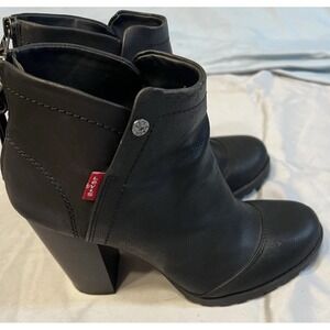 Levis Womens Black Ankle Boots Block Heel Lug Sole Back Zip 52797801A 8.5